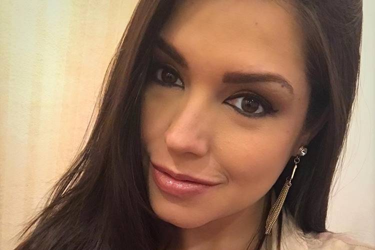 Thais Fersoza exibe barrigão em ensaio fotográfico e faz mistério: “Melinda ou Teodoro?”- Veja!