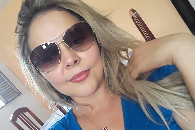 Cantora de forró e o marido morrem em acidente no Centro de Aracaju