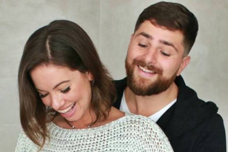 Ex-BBB Juliana Goes anuncia primeira gravidez