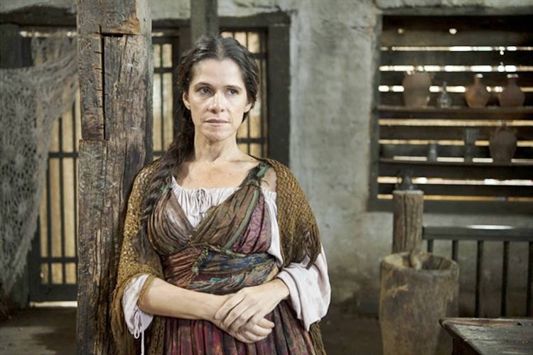 Novo Mundo - Elvira (Globo/Estevam Avellar)