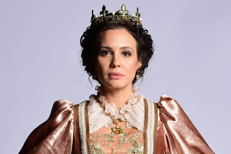 Juliana Knust será assassinada na nova novela da Record TV