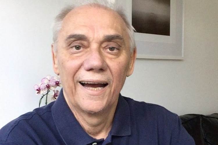 Marcelo Rezende fala sobre comentários de que já estaria enterrado - Veja!  - Área VIP