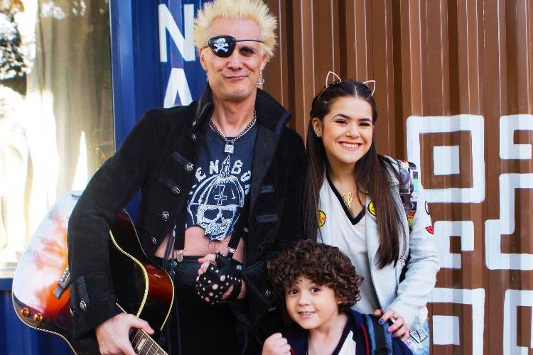 Supla, Gabriel e Maisa nos bastidores de "Carinha de Anjo" (Reprodução/SBT/ Foto:Gabriel Cardoso)