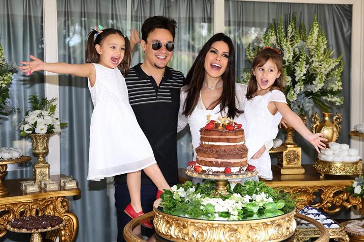 Leandro e Natália Guimarães celebram o aniversário das filhas gêmeas