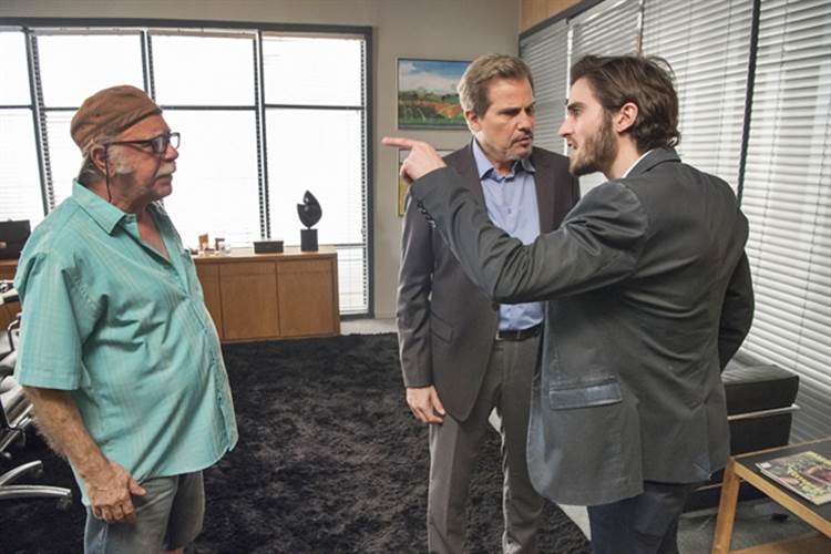 A Força do Querer - Abel tira satisfação com Ruy (Globo/Estevam Avellar)