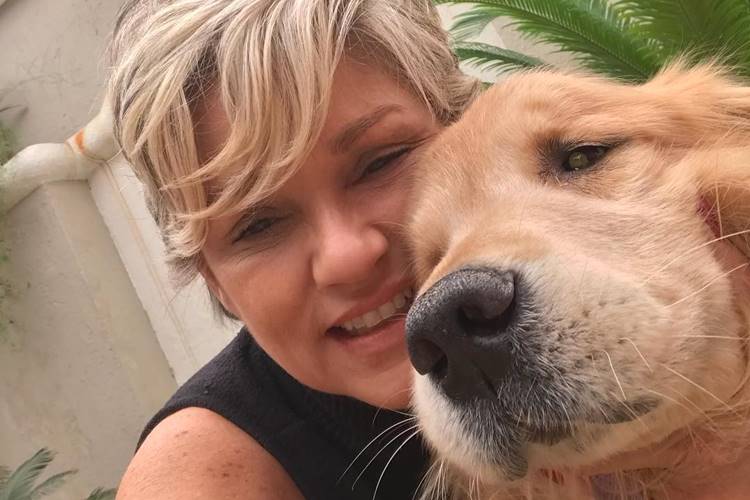 Andréa Nóbrega lamenta morte de seu cachorro