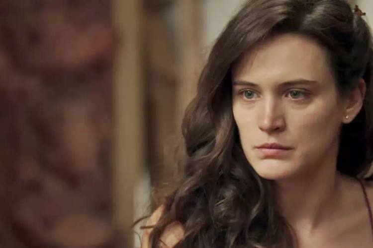 O Outro Lado do Paraíso - Clara O Outro Lado do Paraíso - Clara (Reprodução/TV Globo)