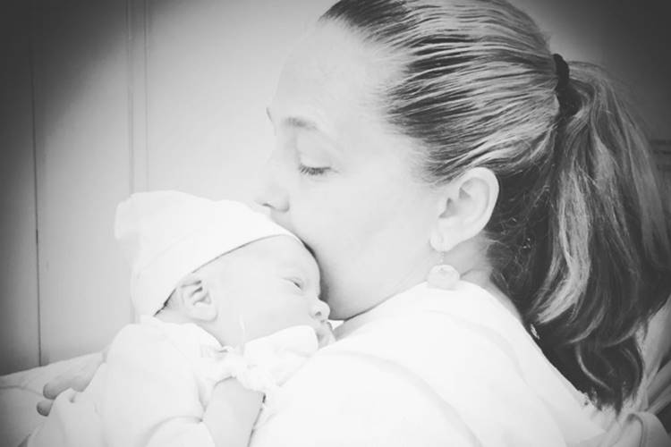 Isabela Garcia anuncia o nascimento de segundo neto