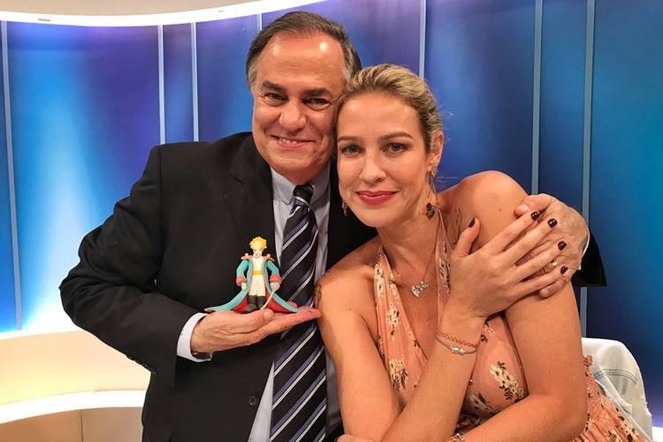 ‘Não me arrependo de nenhuma das minhas opiniões’, diz Luana Piovani no ‘Todo Seu’