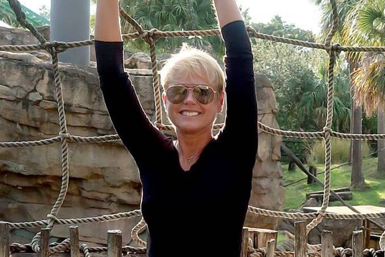 Xuxa renova contrato com a Record, mas não vai ter aumento – Saiba o valor!