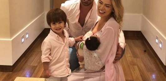 Adriana e Rodrigão com os filhos/Instagram