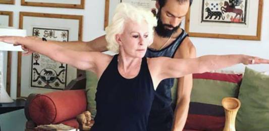 Ana Maria praticando Yoga/Instagram