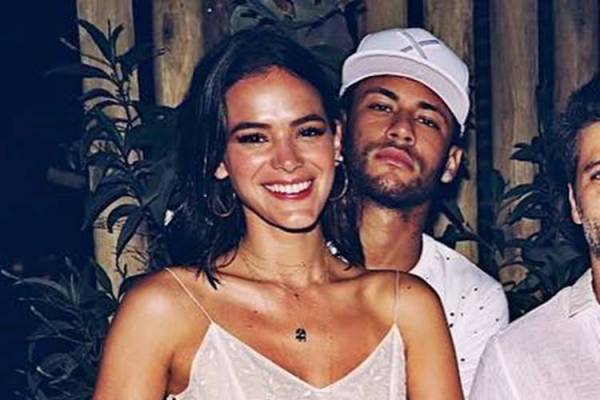 Bruna Marquezine e Neymar (Instagram/Foto: elvisnm)