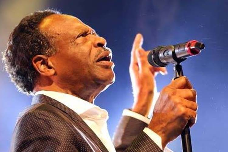 Edwin Hawkins Edwin Hawkins/Facebook