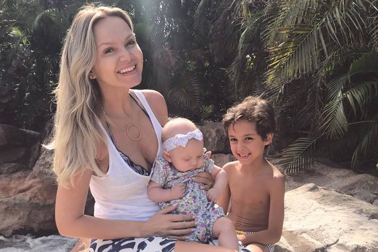 Eliana com Manuela e Arthur Eliana com Manuela e Arthur/Instagram