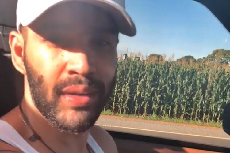 Gusttavo Lima “rouba” plantação de milho na estrada