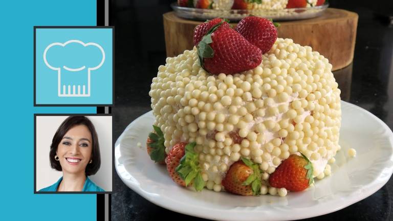 Cátia Fonseca: Receita de Bolo Floresta Branca com Morangos