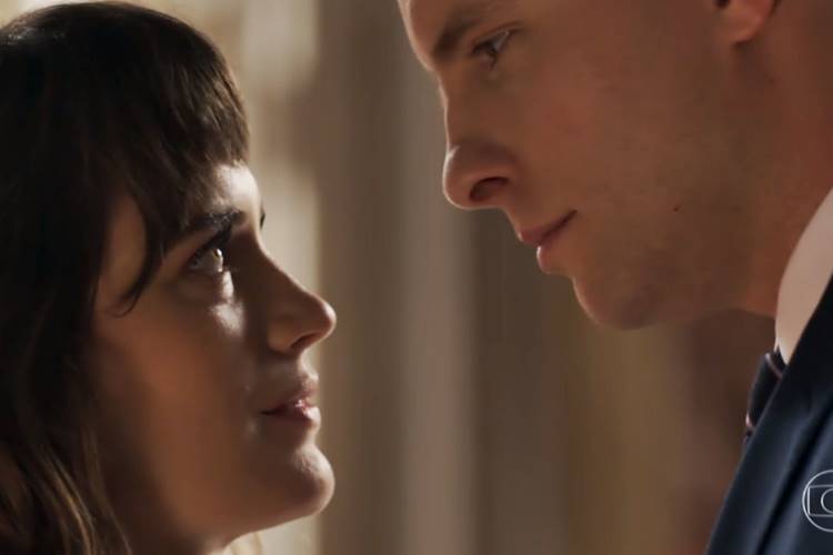 O Outro Lado do Paraíso - Clara e Patrick O Outro Lado do Paraíso - Clara e Patrick (Reprodução/TV Globo)