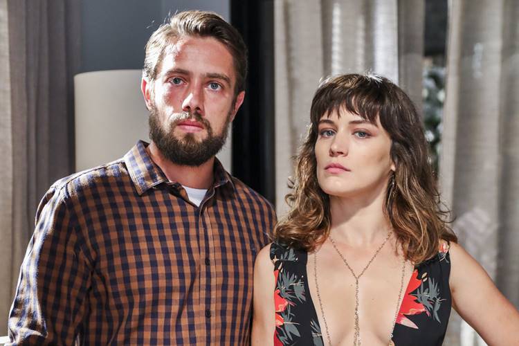 O Outro Lado do Paraiso - Renato e Clara O Outro Lado do Paraiso - Renato e Clara (Globo/João Miguel Júnior)