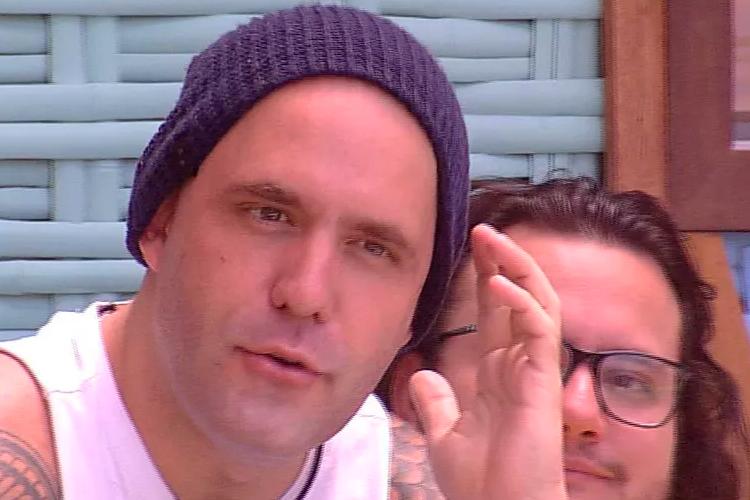 caruso sem barba BBB18 - Caruso sem barba - Reprodução/Gshow