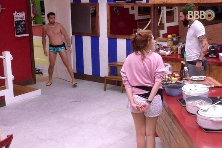 Cobra invade o BBB Cobra invade o BBB (Reprodução/TV Globo)