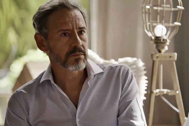 O Outro Lado do Paraiso - Henrique O Outro Lado do Paraiso - Henrique (Reprodução/TV Globo)