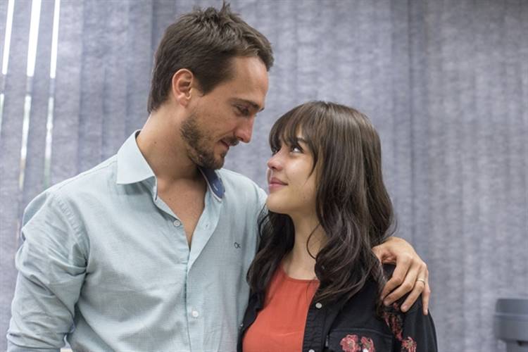 O Outro Lado do Paraíso - Rafael e Laura O Outro Lado do Paraíso - Rafael e Laura (Globo/Marília Cabral)