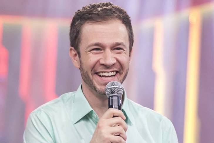 Tiago Leifert (Globo/Paulo Belote)