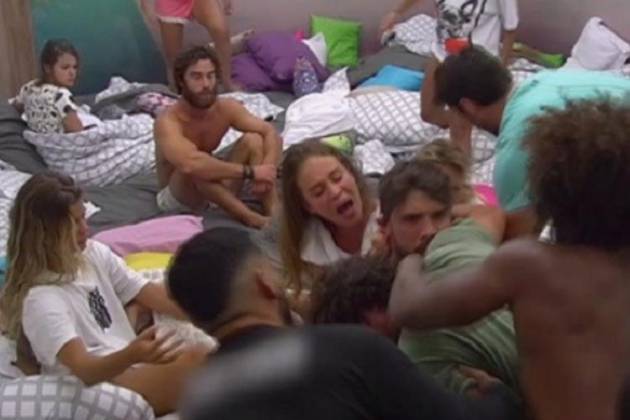 Briga no "Are You Te One? Brasil" - Reprodução/MTV