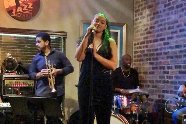 Filha de Carla Perez e Xanddy faz show nos Estados Unidos/Instagram