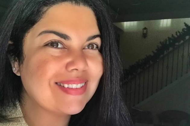 Fabiana Karla troca beijos com novo namorado/Instagram