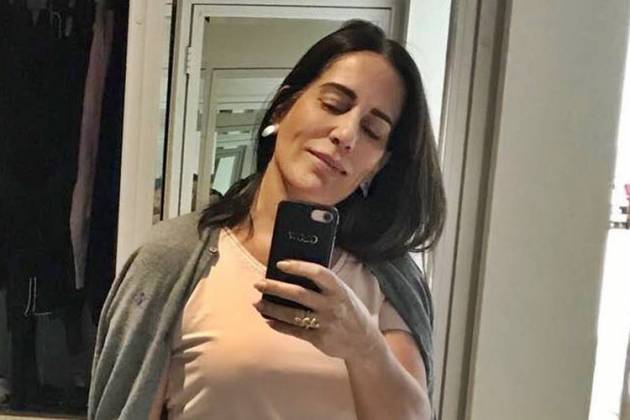 Aos 54 anos, Gloria Pires arrasa em click de biquíni/Instagram