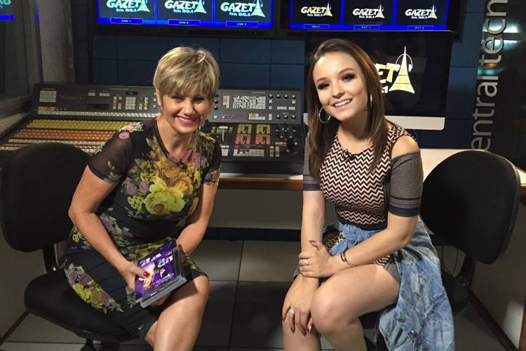 Larissa Manoela na Radio Gazeta Larissa Manoela na Radio Gazeta (Divulgação)