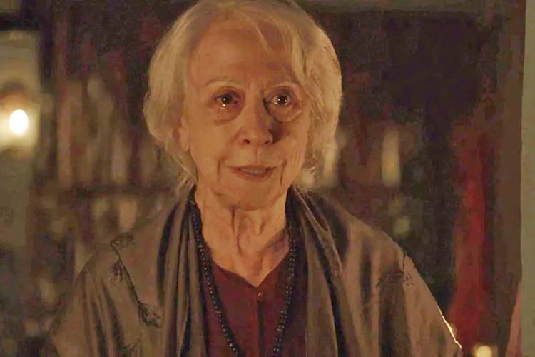 O Outro Lado do Paraíso: Mercedes recebe visita especial