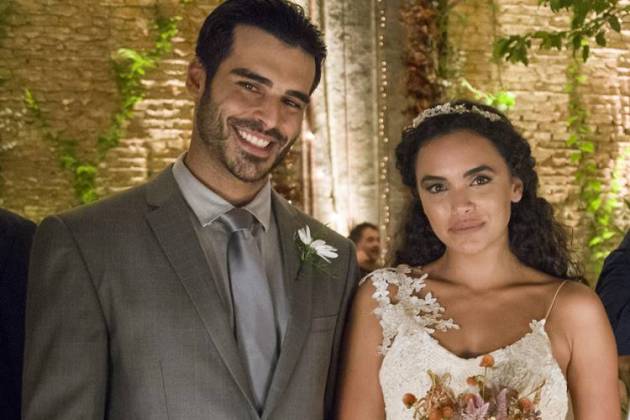 O Outro Lado do Paraiso - Xodó e Cleo se casam (Globo/César Alves)