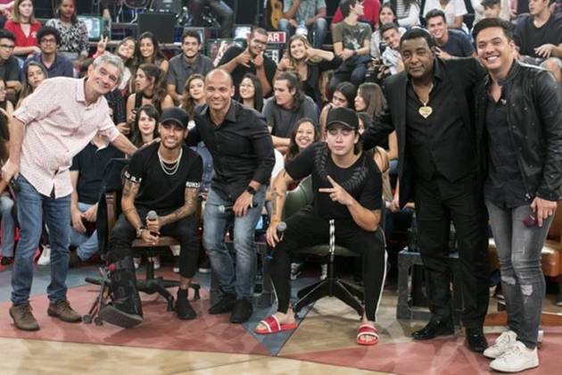 Altas Horas - Serginho com convidados (Globo/Rogério Fernandes)