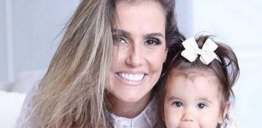 Deborah Secco e Maria Flor - Reprodução/Instagram