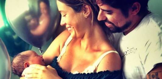 Juliana Didone com a filha e o marido