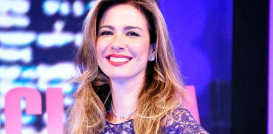 Luciana Gimenez - Divulgação/RedeTV!