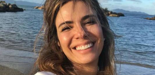 Luciana Gimenez viaja após confirmar a separação/Instagram