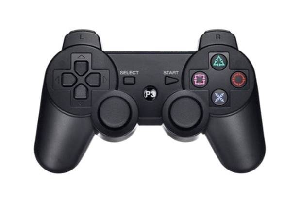 O Infanto vem com dois Joystick Dual Shock 3, sem fio