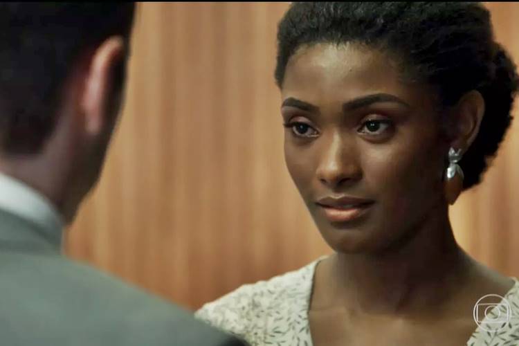 O Outro Lado do Paraíso: Raquel faz surpresa romântica para Bruno