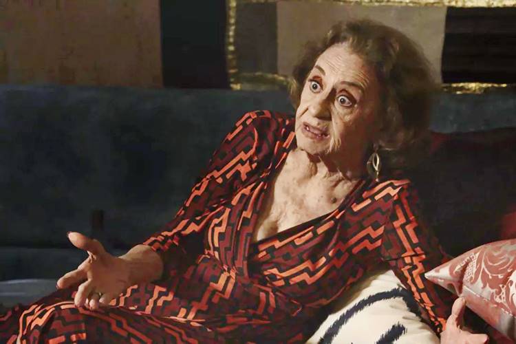 O Outro Lado do Paraíso: Patrick procura Caetana