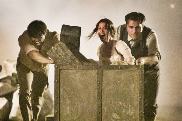 Orgulho e Paixão: Ernesto e Darcy brigam na ferrovia e causam grave acidente (Globo/João Miguel Júnior)Orgulho e Paixão: Ernesto e Darcy brigam na ferrovia e causam grave acidente (Globo/João Miguel Júnior)