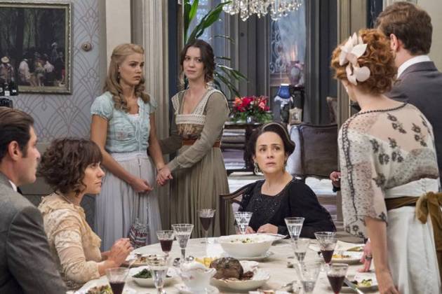 Orgulho e Paixão - Jane irrita Julieta (Globo/Estevam Avellar)