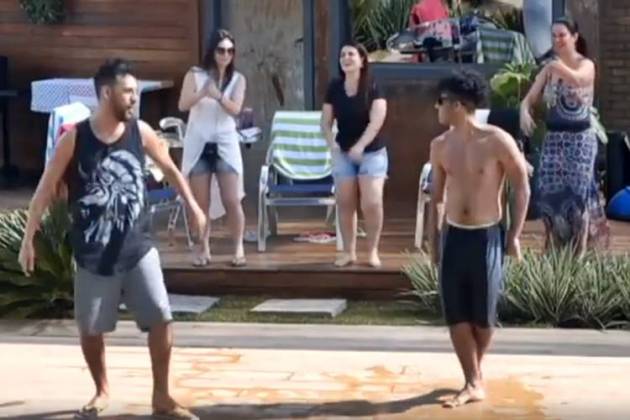 Power Couple - Créu ensina coreografia Power Couple - Créu ensina coreografia (Reprodução/RecordTV)