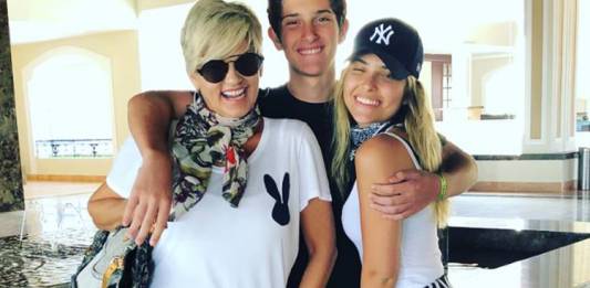 Andrea Nobrega com os filhos/Instagram