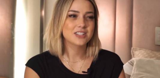 Carol Dantas lembra da gravidez/Youtube