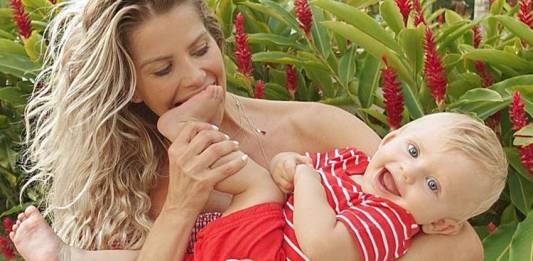 Karina Bacchi com Enrico/Instagram