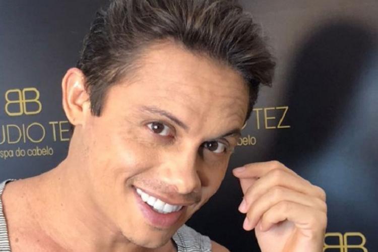 Ator global publica fotos ousadas e agita a web – Veja!